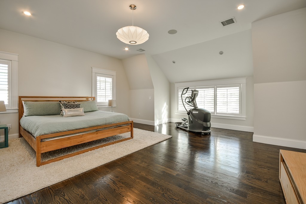 10 Sunset Road Wellesley, MA 02482 - Photo 13 of 25