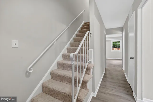 $519,500 | 7419 Larne Lane, Lorton, VA 22079