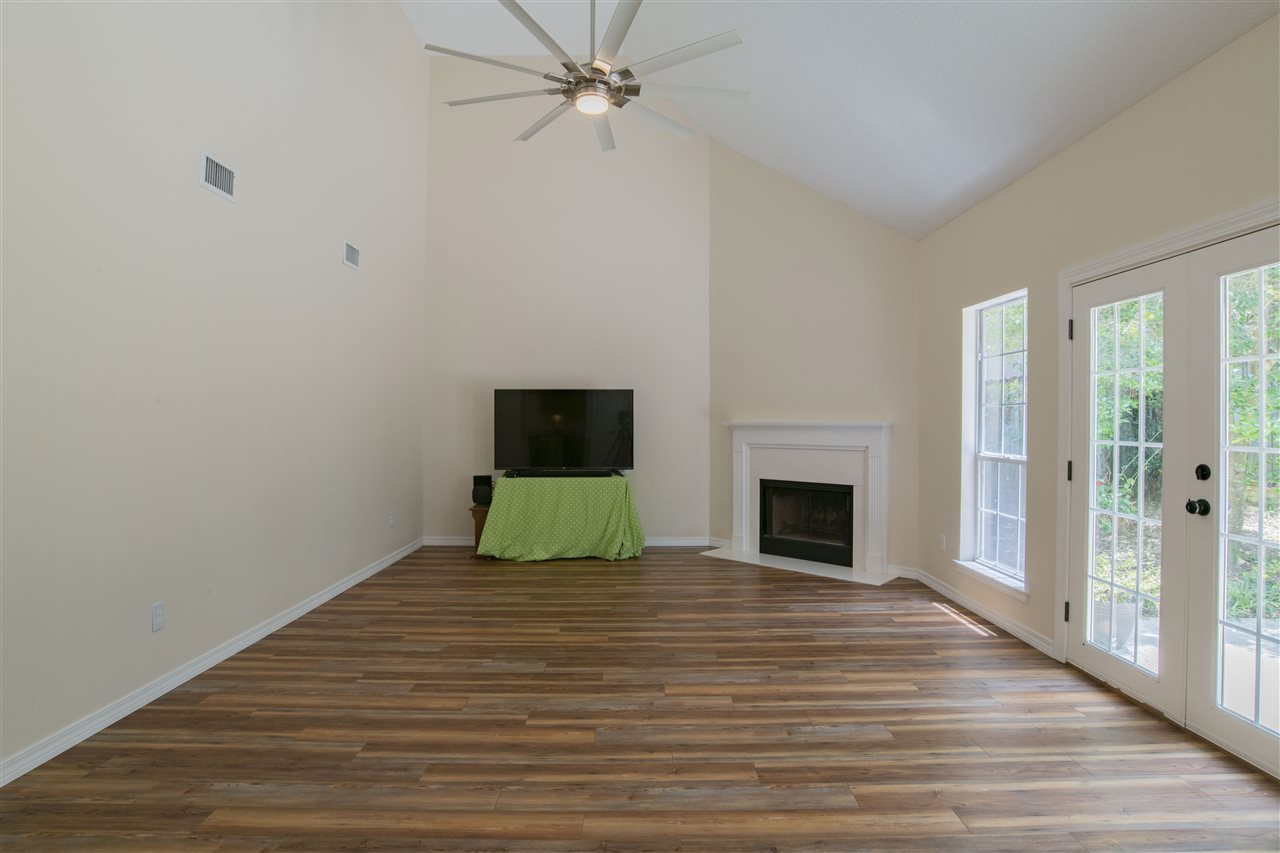 101 Colonial Court Daphne, AL 36526 - Photo 9 of 28