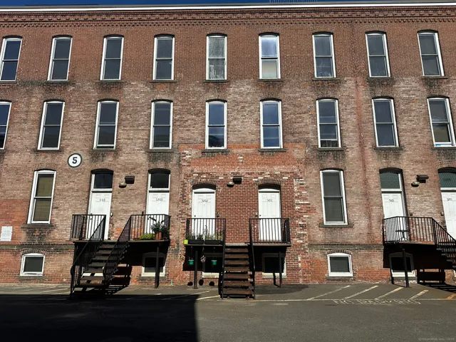 $160,000 | 325 Lafayette Street, Unit 5102, Bridgeport, CT 06604