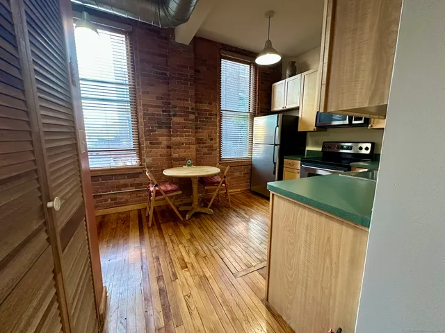 $160,000 | 325 Lafayette Street, Unit 5102, Bridgeport, CT 06604