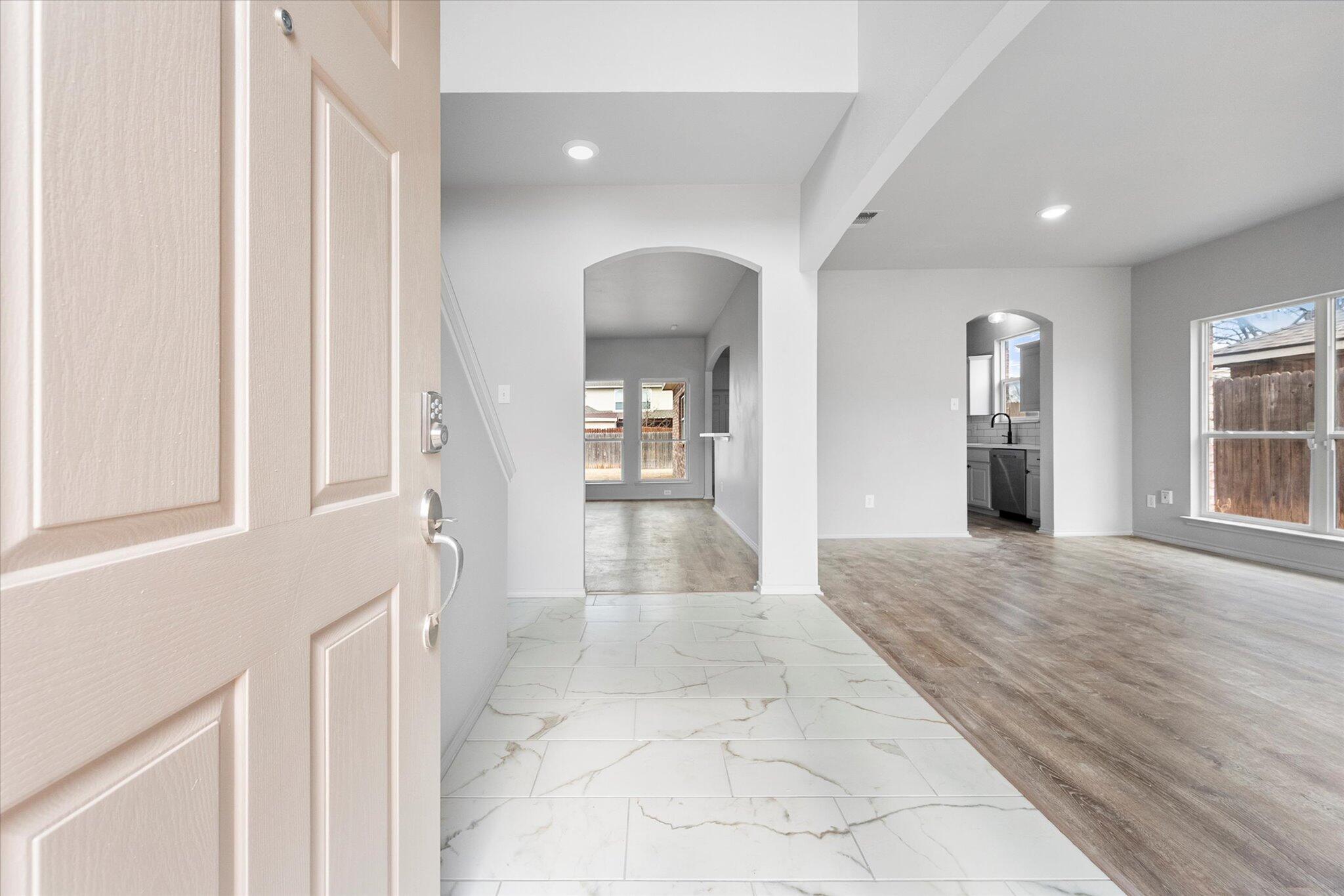 5010 Hanover Street Lubbock, TX 79416 - Photo 4 of 42 05-5010 Hanover 0215