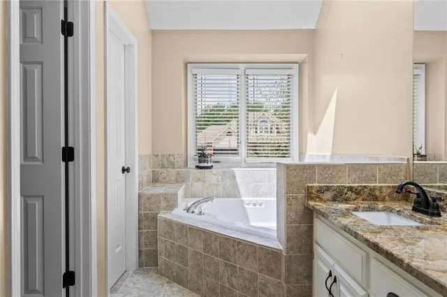 $474,900 | 4213 Southwest Sapelo Drive, Lee's Summit, MO 64082