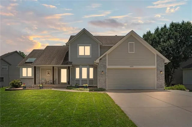 $474,900 | 4213 Southwest Sapelo Drive, Lee's Summit, MO 64082