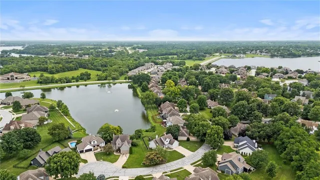 $474,900 | 4213 Southwest Sapelo Drive, Lee's Summit, MO 64082