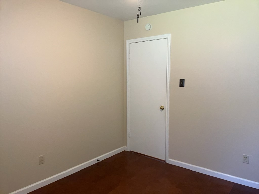 6005 Avery Island Avenue Austin, TX 78727 - Photo 12 of 20 a view of small space with wooden floor