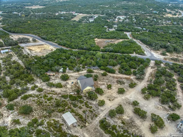 $835,000 | 189 Scenic Sunset, Lakehills, TX 78063