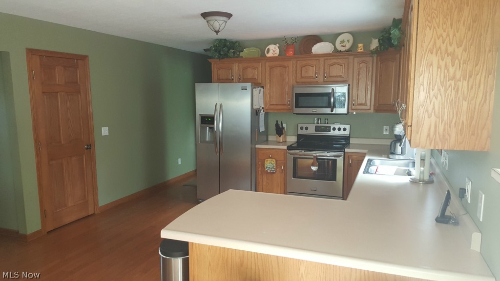 6766 Navarre Road Southwest Massillon, OH 44646 - Photo 6 of 24