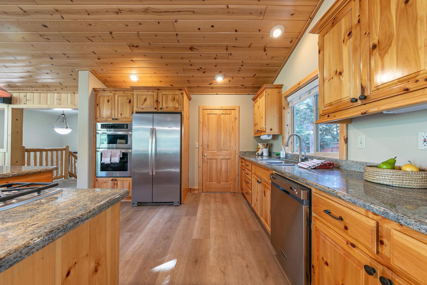 3895 Summit Road Carnelian Bay, CA 96140 - Photo 11 of 28 Gallery Image 11