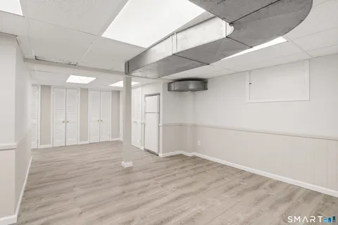 $2,290,000 | 39 Old Studio Road, New Canaan, CT 06840