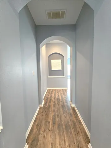 $2,800 | 2614 Parkbriar, Pearland, TX 77584