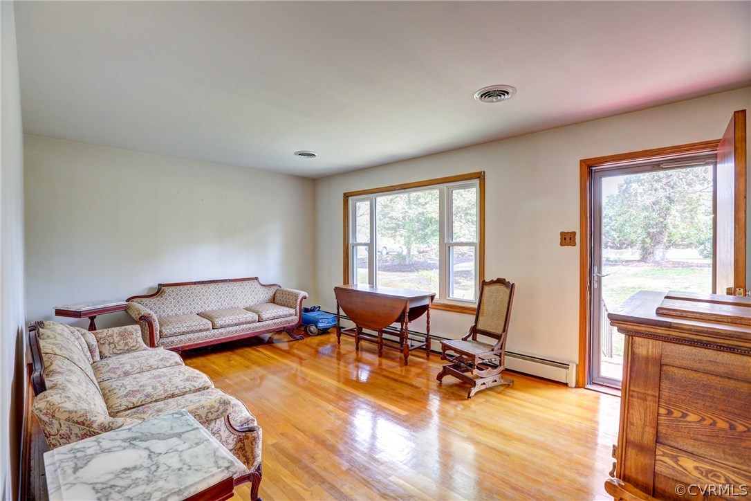 11271 Rocky Ridge Road Glen Allen, VA 23059 - Photo 5 of 46 Gallery Image 5