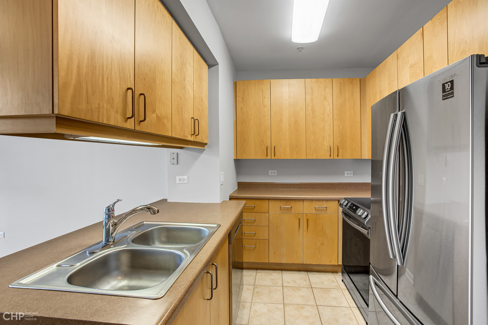 1572 Maple Avenue, Unit 501 Evanston, IL 60201 - Photo 9 of 25