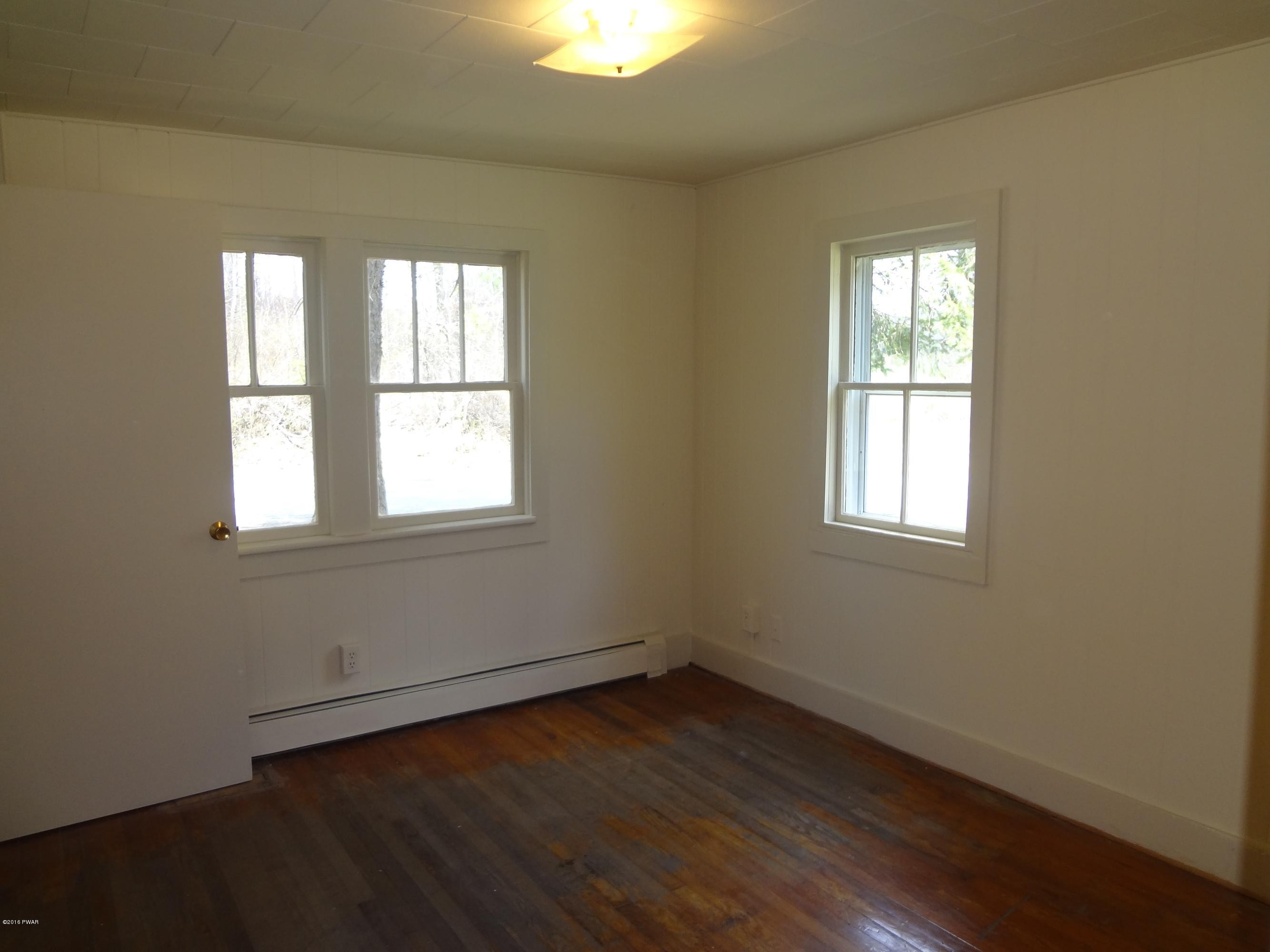 154 Hemlock Grove Road Greentown, PA 18426 - Photo 17 of 49