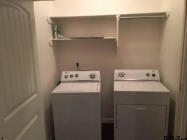 $1,350 | 501 Farm To Market 315, Unit 2 & 7, Chandler, TX 75758