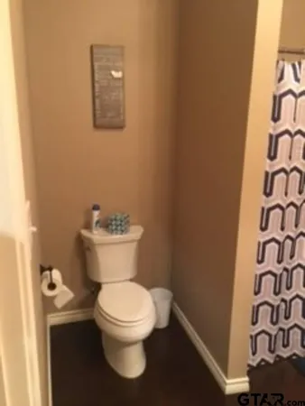 $1,350 | 501 Farm To Market 315, Unit 2 & 7, Chandler, TX 75758