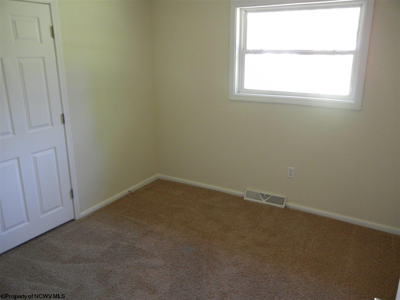3 Mountainview Road Morgantown, WV 26508 - Photo 9 of 18 Gallery Image 9