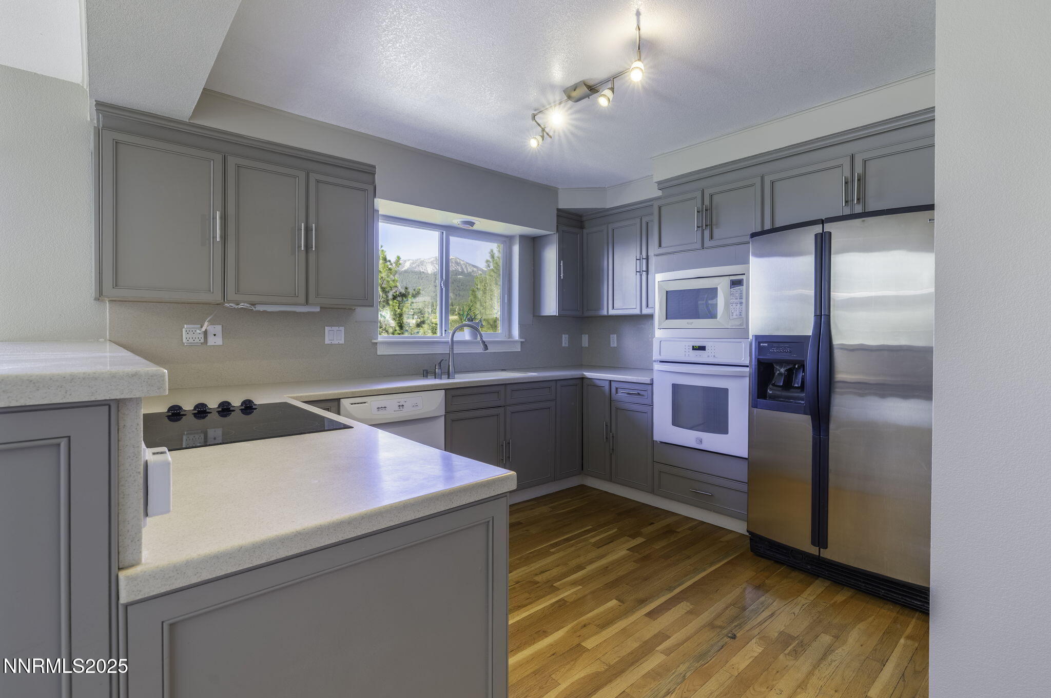 16360 Jefte Court Reno, NV 89511 - Photo 18 of 67 14-web-or-mls-16360 Jefte-14