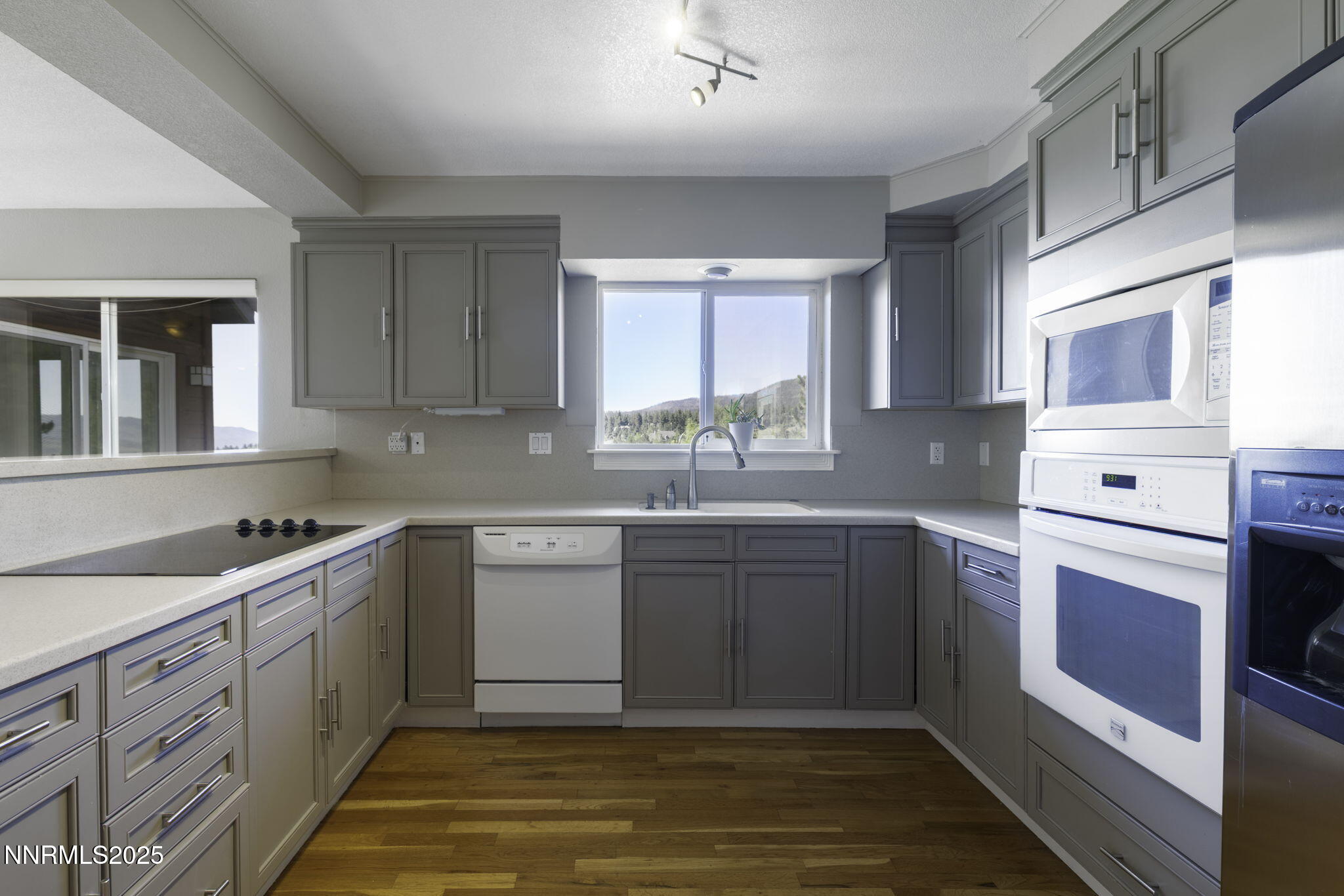16360 Jefte Court Reno, NV 89511 - Photo 19 of 67 15-web-or-mls-16360 Jefte-15