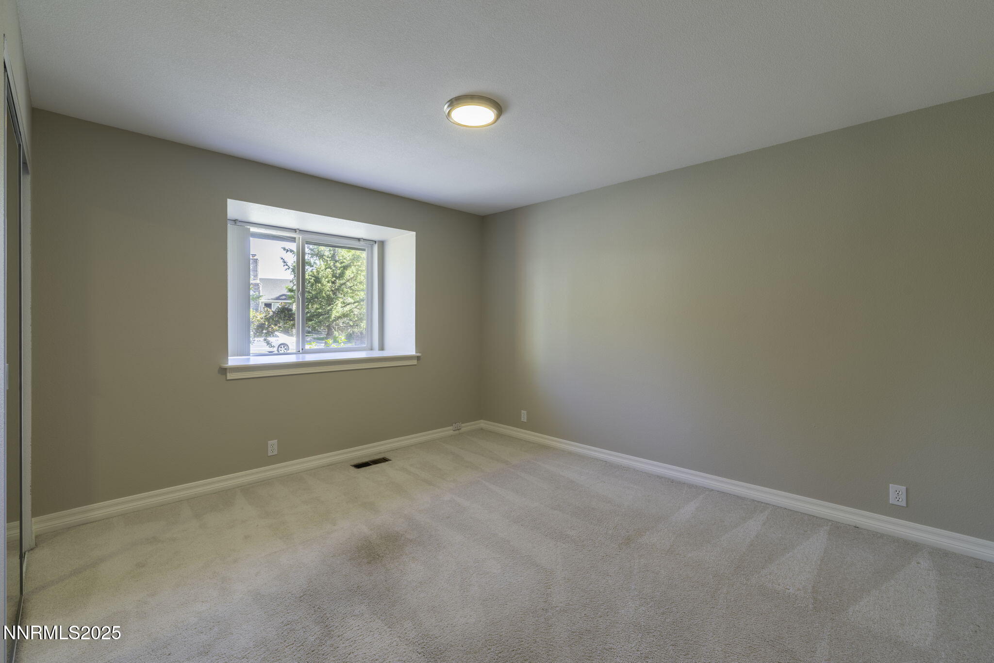 16360 Jefte Court Reno, NV 89511 - Photo 32 of 67 30-web-or-mls-16360 Jefte-30