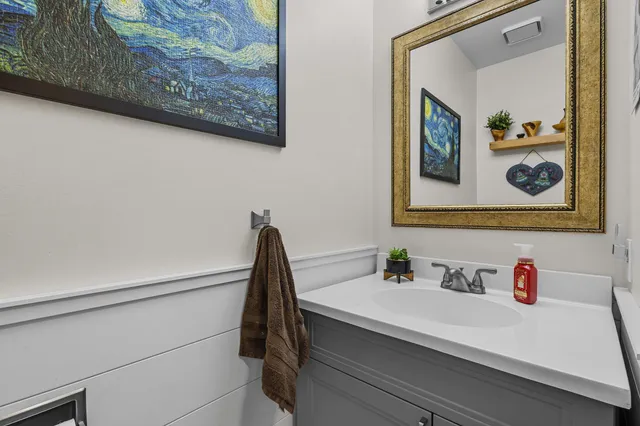 $249,900 | 83 Spencer Village Court, Appleton, WI 54914