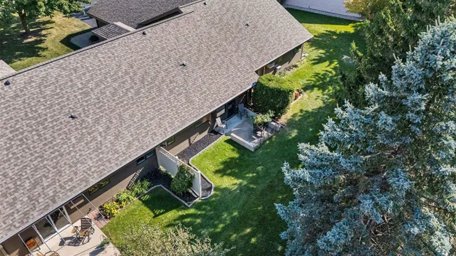 $249,900 | 83 Spencer Village Court, Appleton, WI 54914