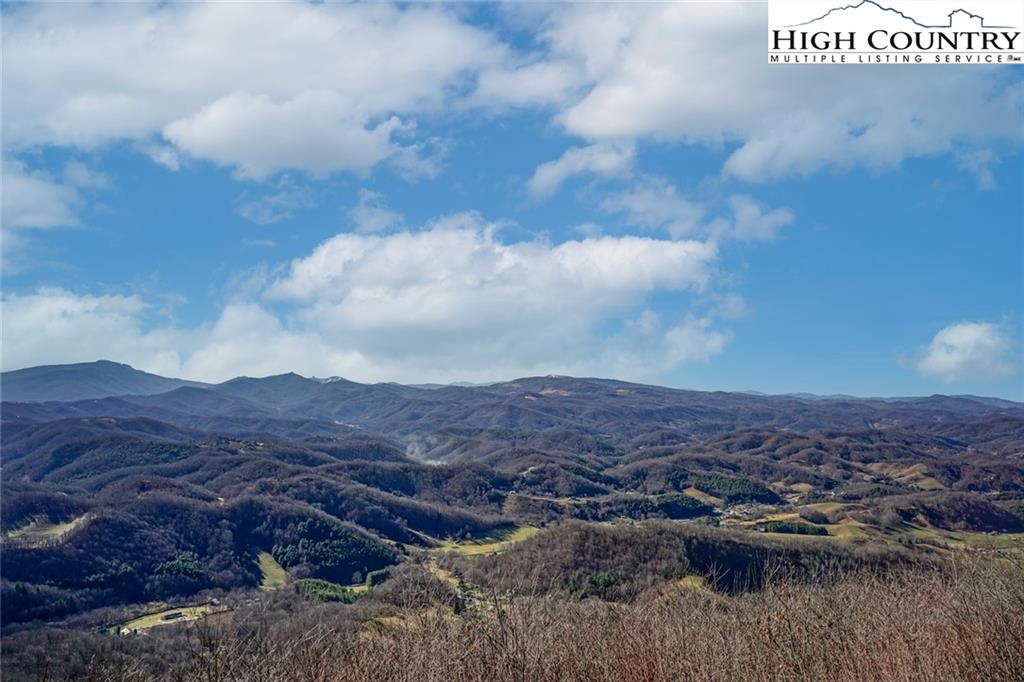 756 Saddle Road Vilas, NC 28692 - Photo 25 of 32 a view of a sky