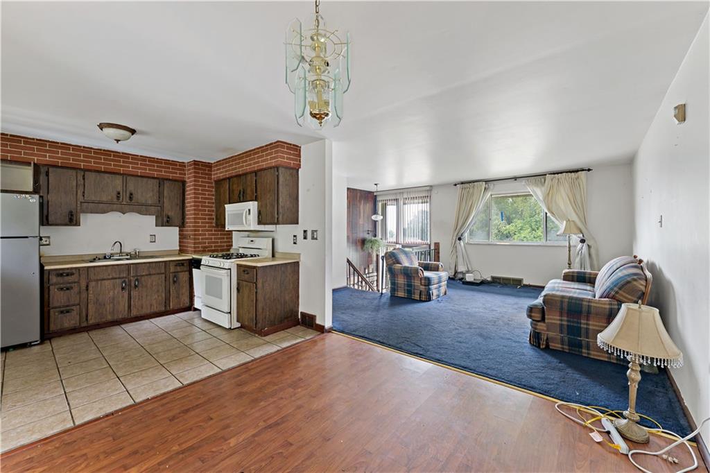632 Monaca Road Aliquippa, PA 15001 - Photo 8 of 36 Gallery Image 8