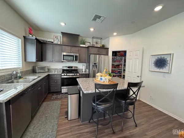 $443,700 | Undisclosed Address, Bakersfield, CA 93306