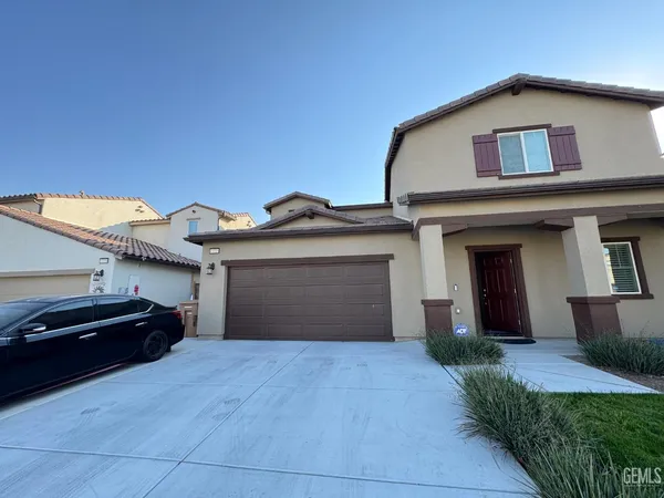 $443,700 | Undisclosed Address, Bakersfield, CA 93306
