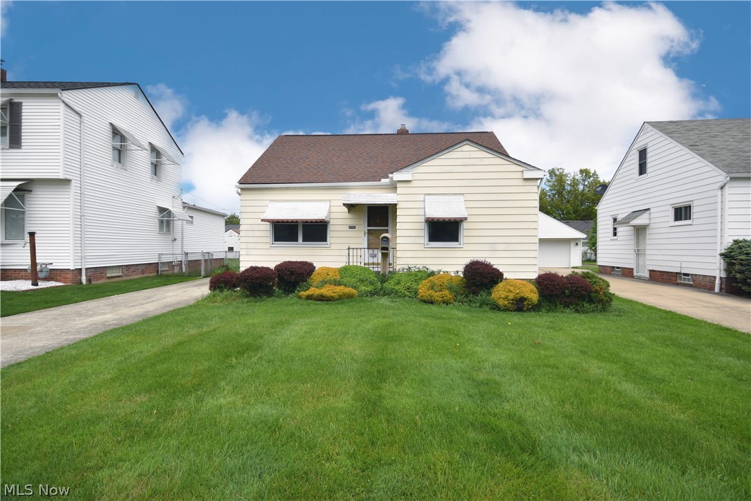 31921 Pendley Road Willowick, OH 44095 - Photo 1 of 22 View of front of house with a front yard