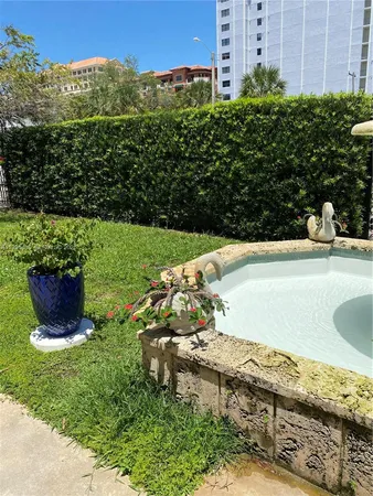 $1,950 | 40 Almeria Avenue, Unit 16, Coral Gables, FL 33134