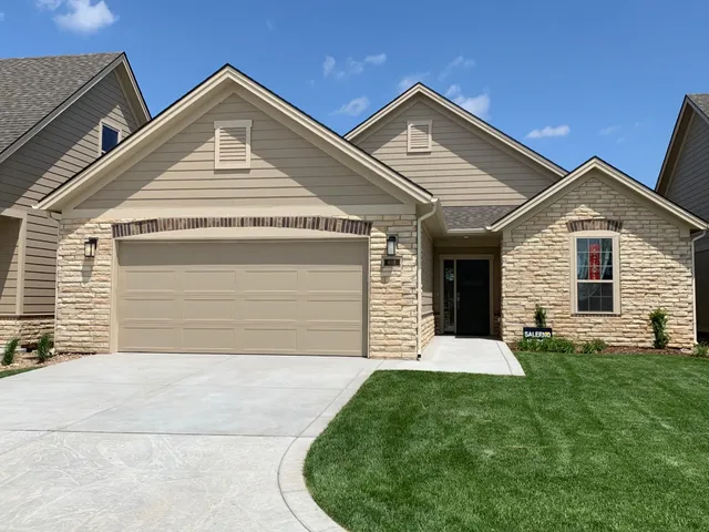 $369,000 | 1409 Monument Street, Wichita, KS 67235