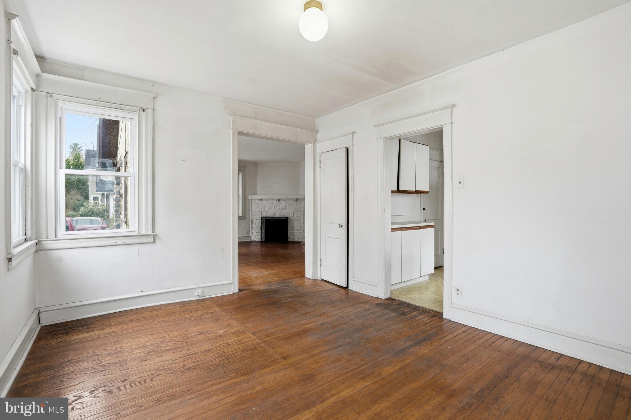 113 Kenilworth Road Merion Station, PA 19066 - Photo 9 of 32 Gallery Image 9