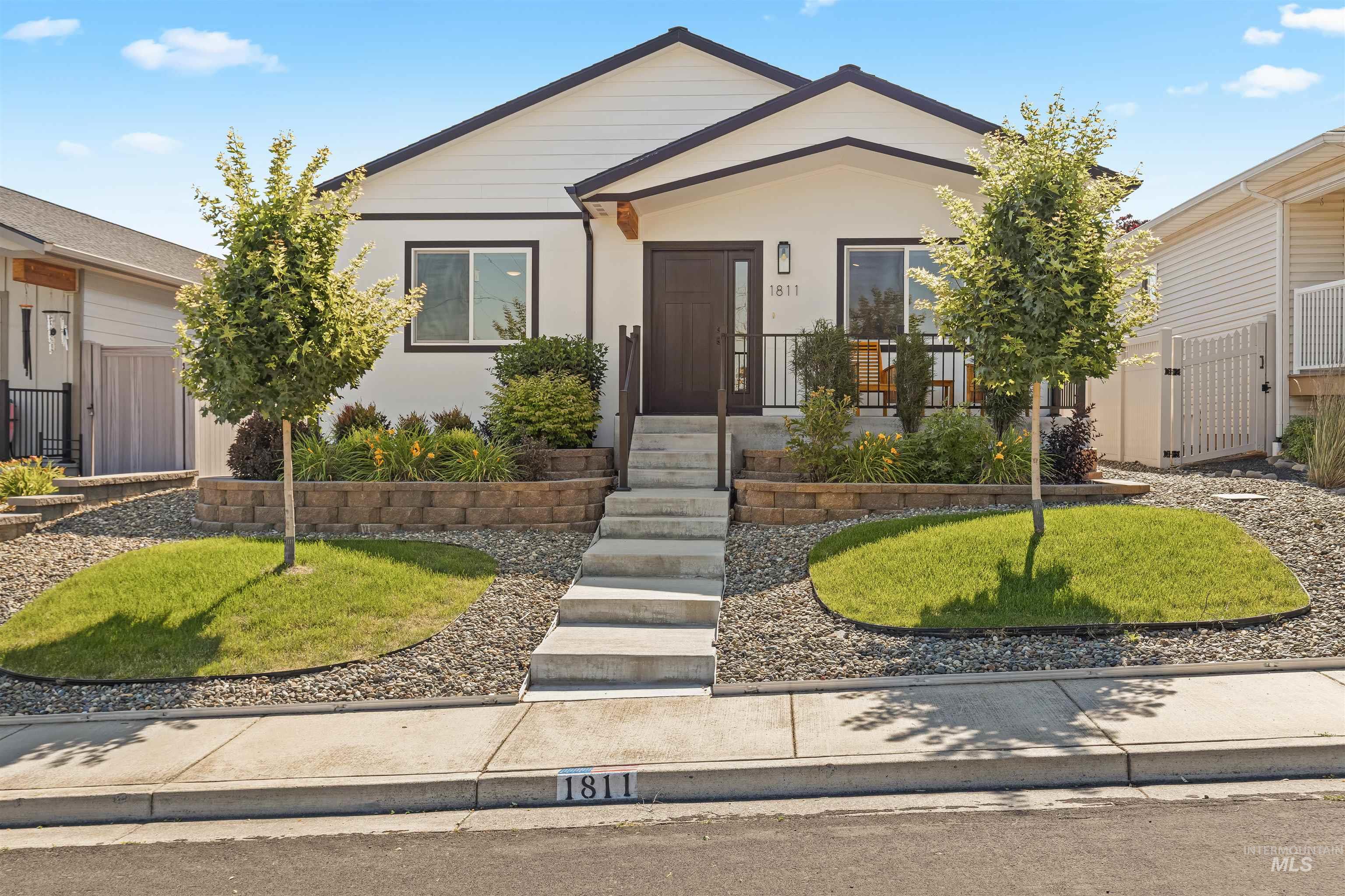 1811 16th Street Lewiston, ID 83501 - Photo 2 of 36