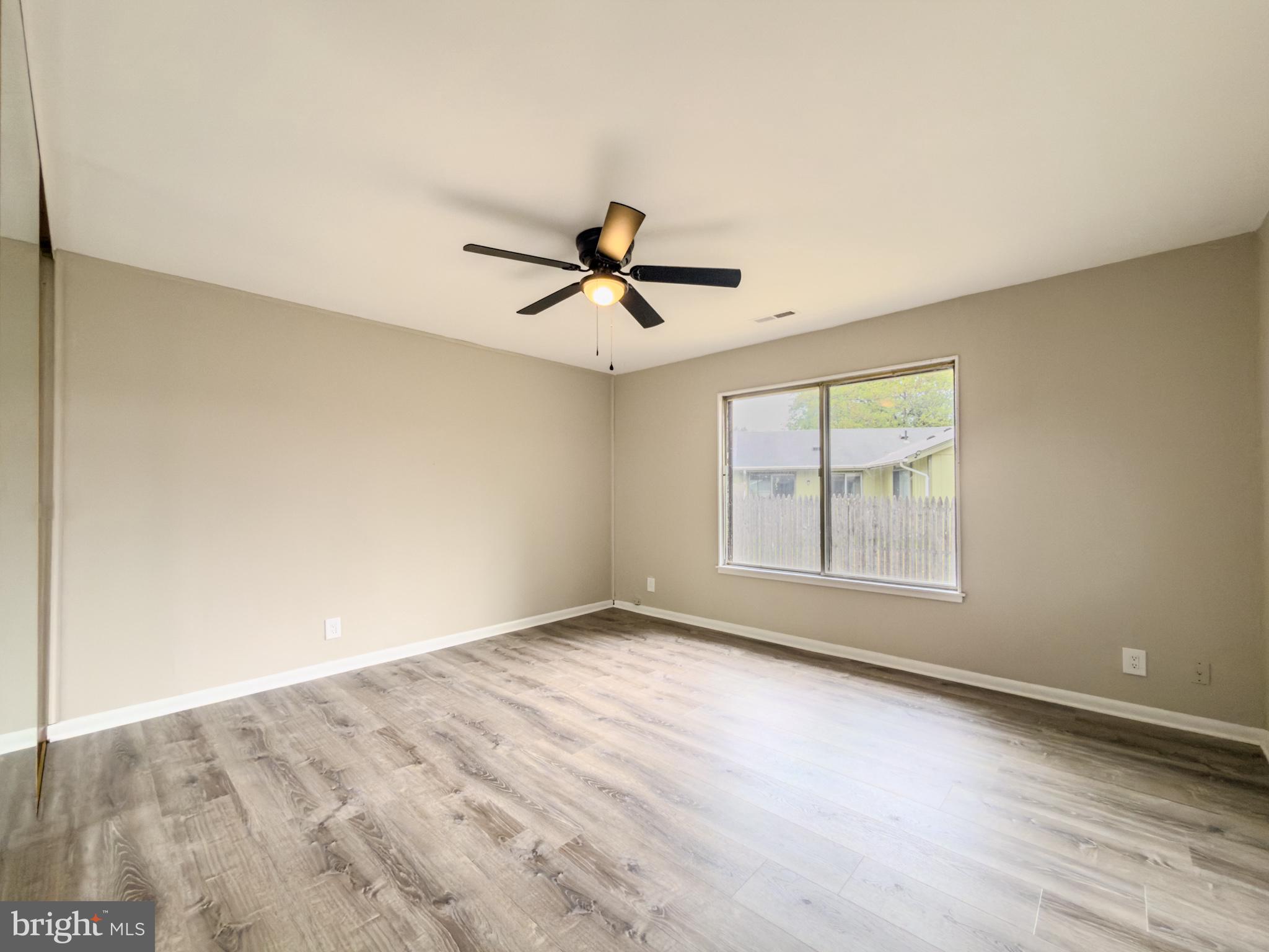 14900 Hydrus Road Silver Spring, MD 20906 - Photo 21 of 33 Spacious room with natural light.