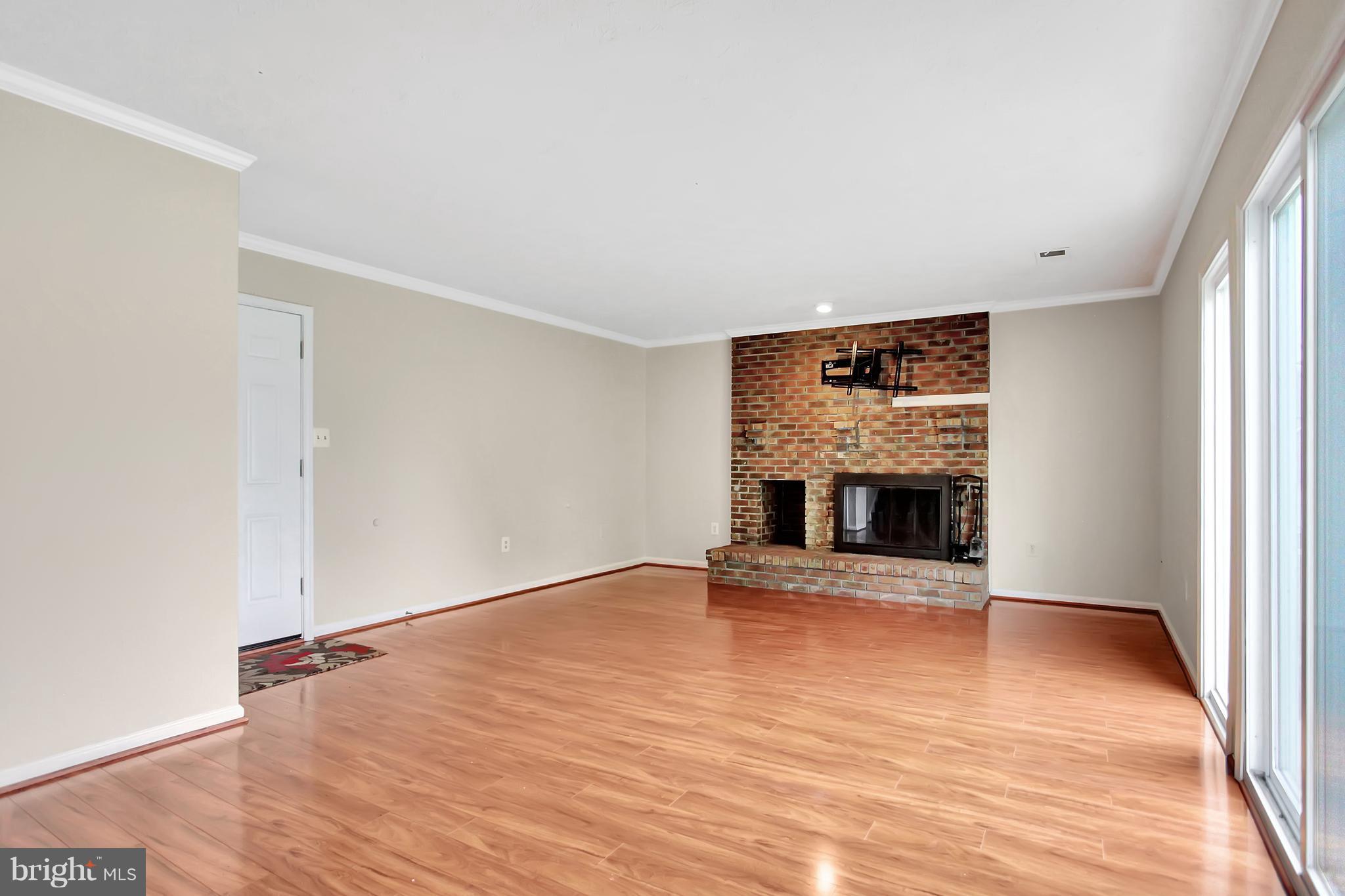 15 Carrollton Road Sterling, VA 20165 - Photo 15 of 30 Family Room