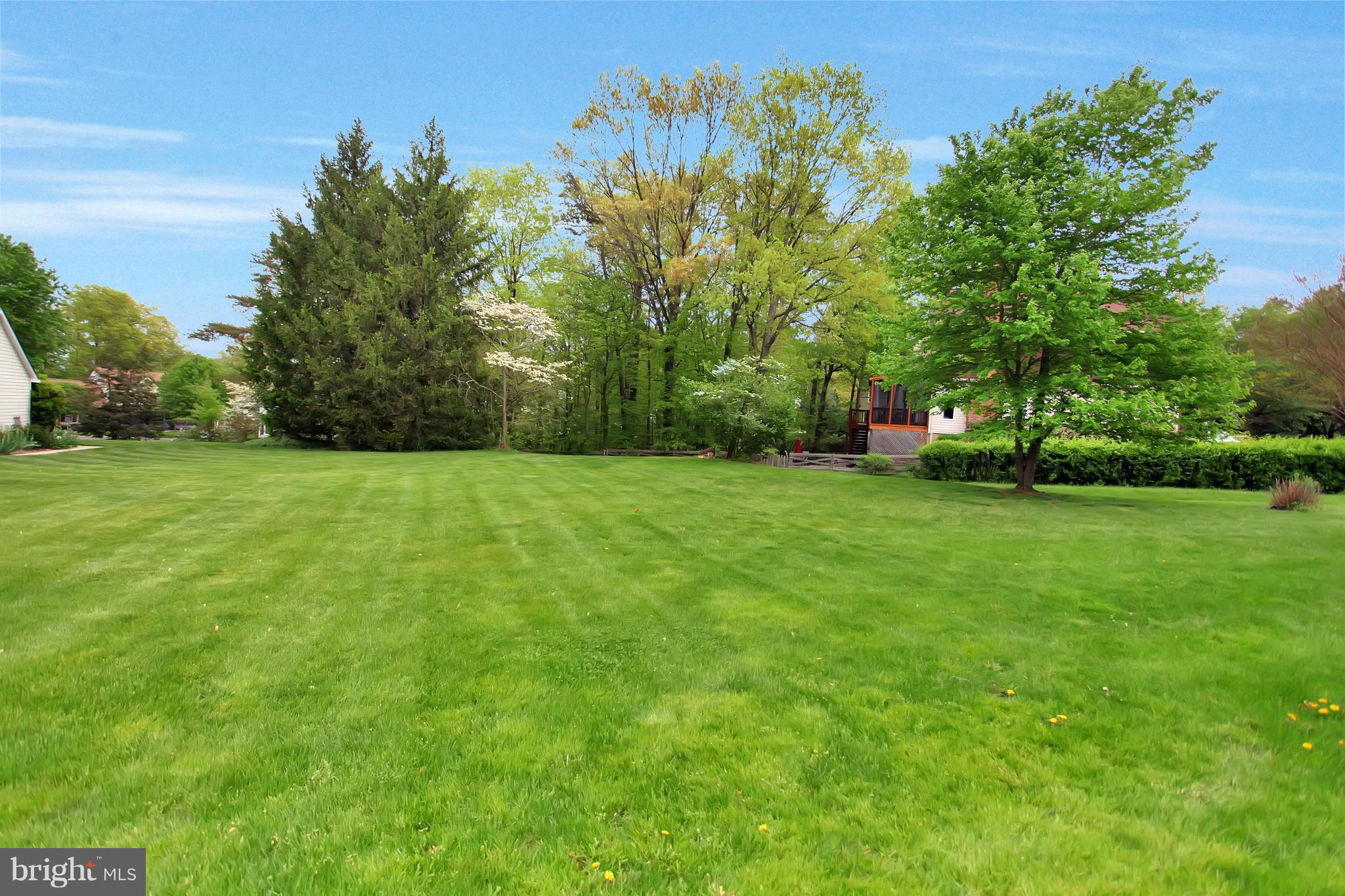 15 Carrollton Road Sterling, VA 20165 - Photo 29 of 30 Exterior (Rear)