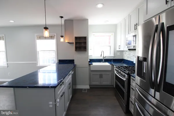 $3,100 | 724 North Washington Street, Alexandria, VA 22314