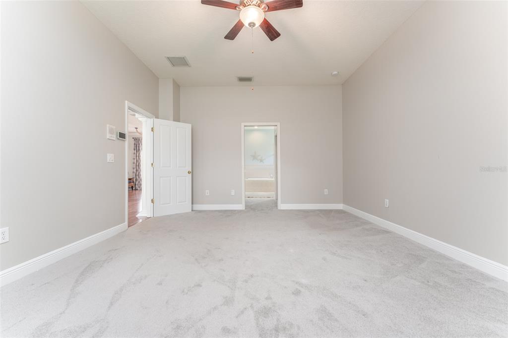 15211 Merlinglen Place Lithia, FL 33547 - Photo 28 of 34