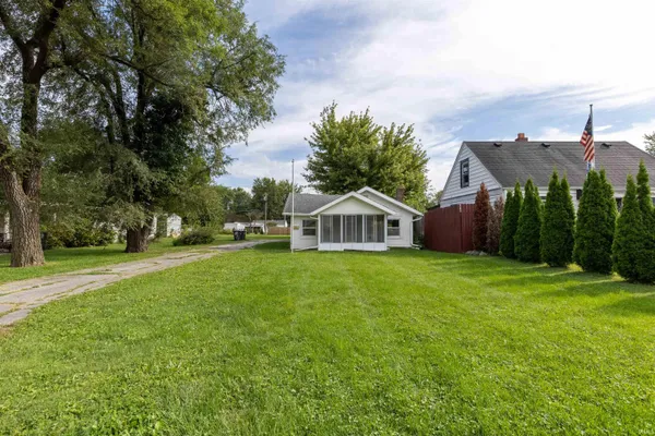 $122,000 | 2215 Rehm Drive, Fort Wayne, IN 46819