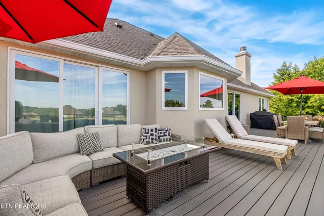 $1,040,000 | 211 Osprey Circle, Vonore, TN 37885