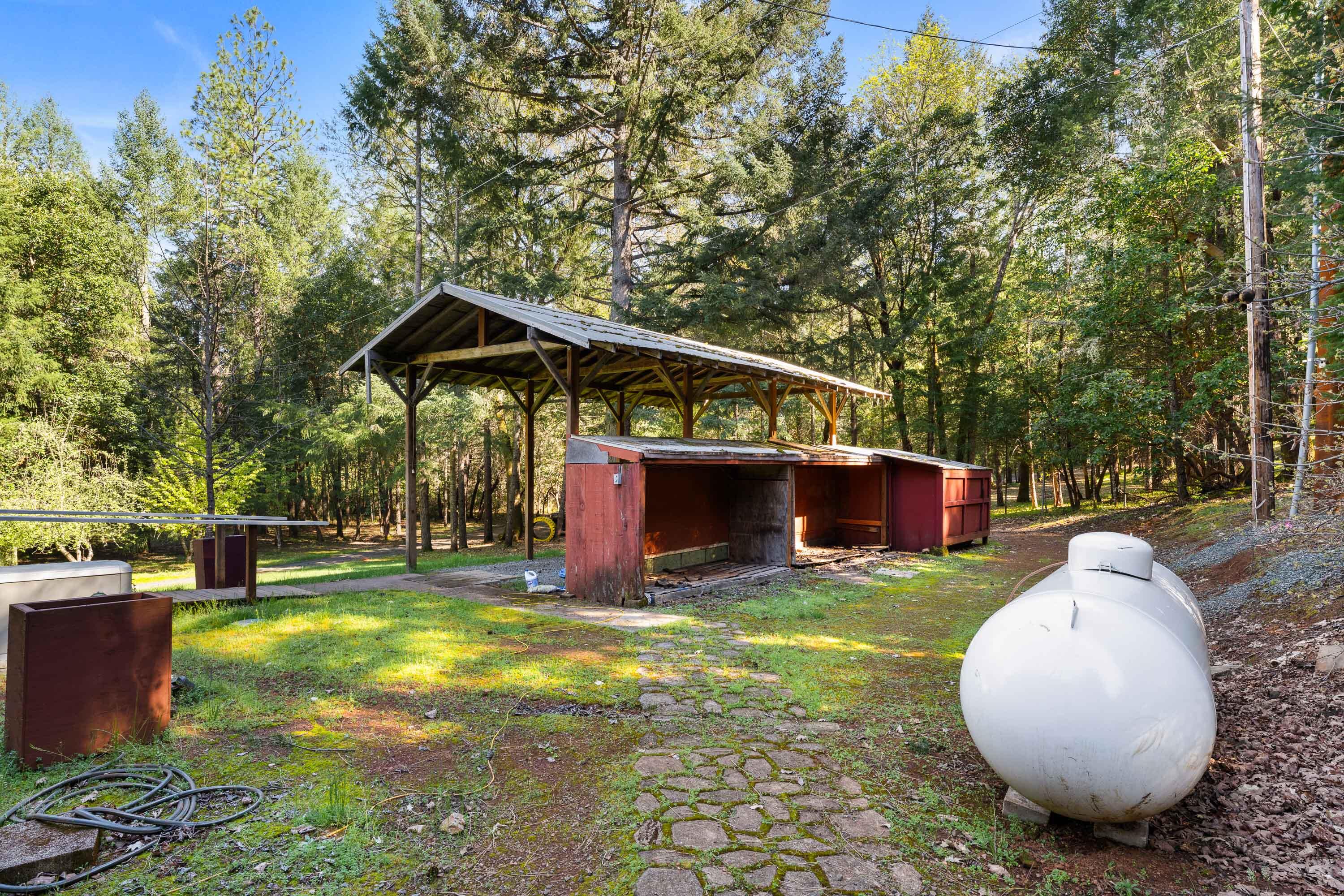 332 Bull Creek Road Grants Pass, OR 97527 - Photo 45 of 46 Gallery Image 45