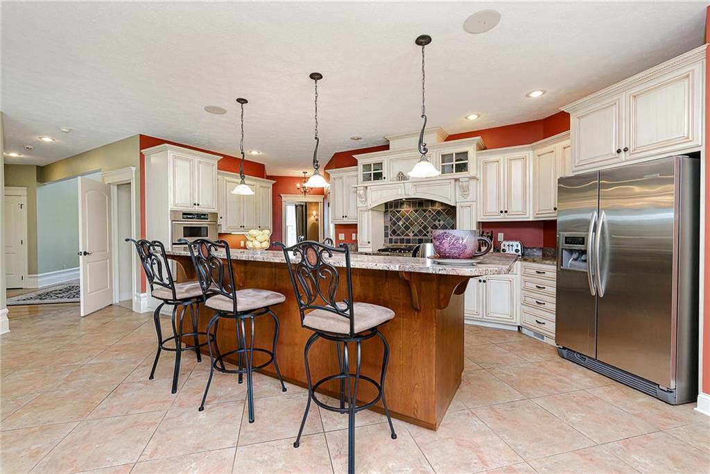 14488 Copper Ridge Drive Fishers, IN 46040 - Photo 11 of 45 Gallery Image 11