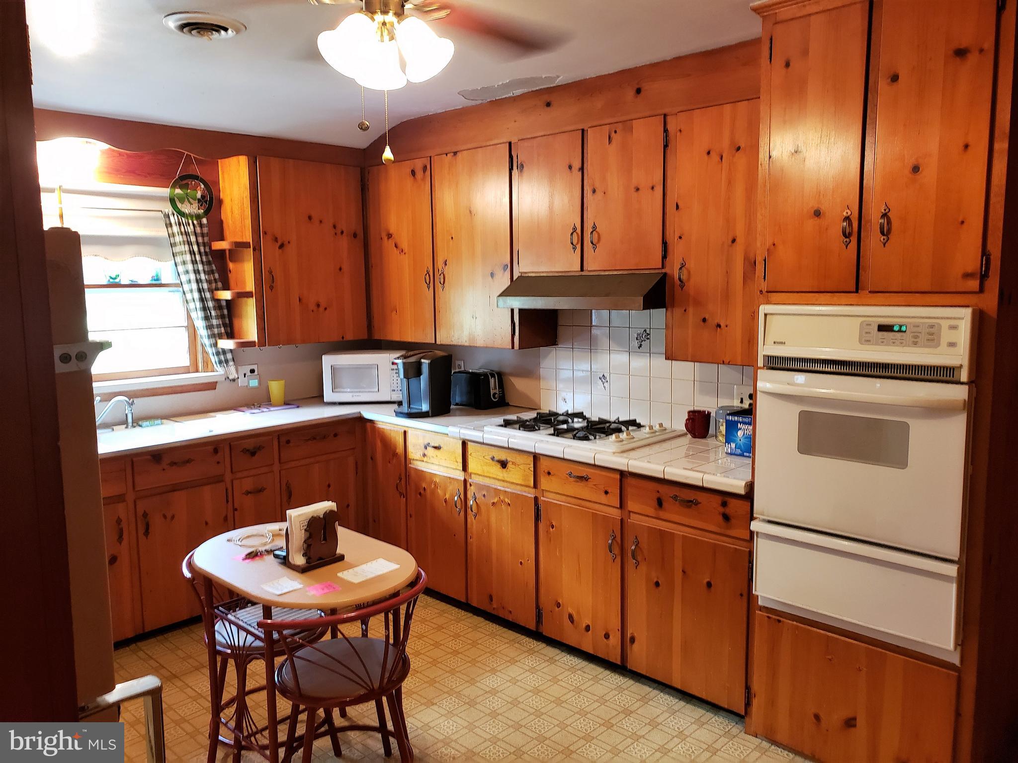 10538 Rogues Road Midland, VA 22728 - Photo 11 of 33 Gallery Image 11