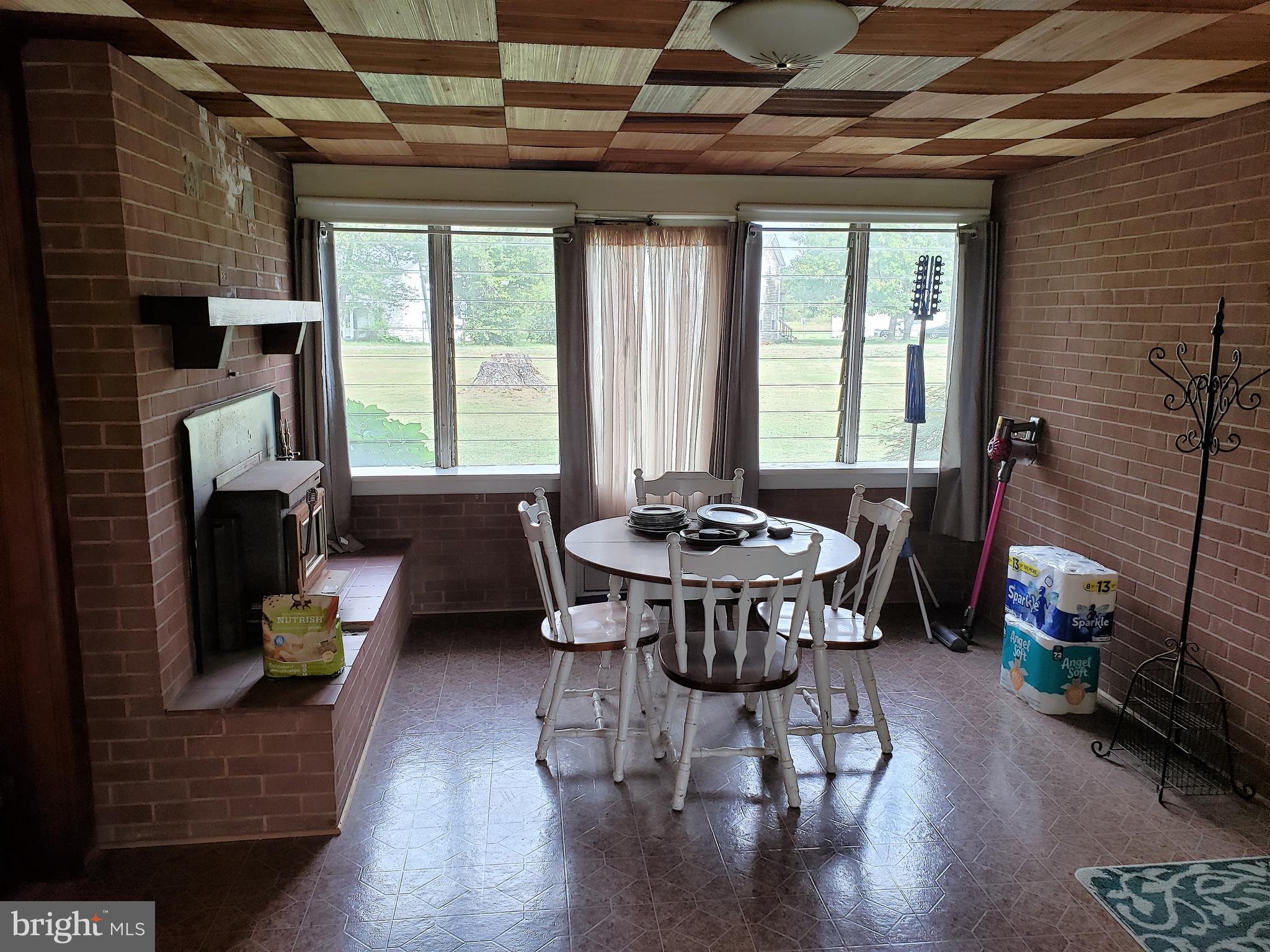 10538 Rogues Road Midland, VA 22728 - Photo 28 of 33 Gallery Image 28