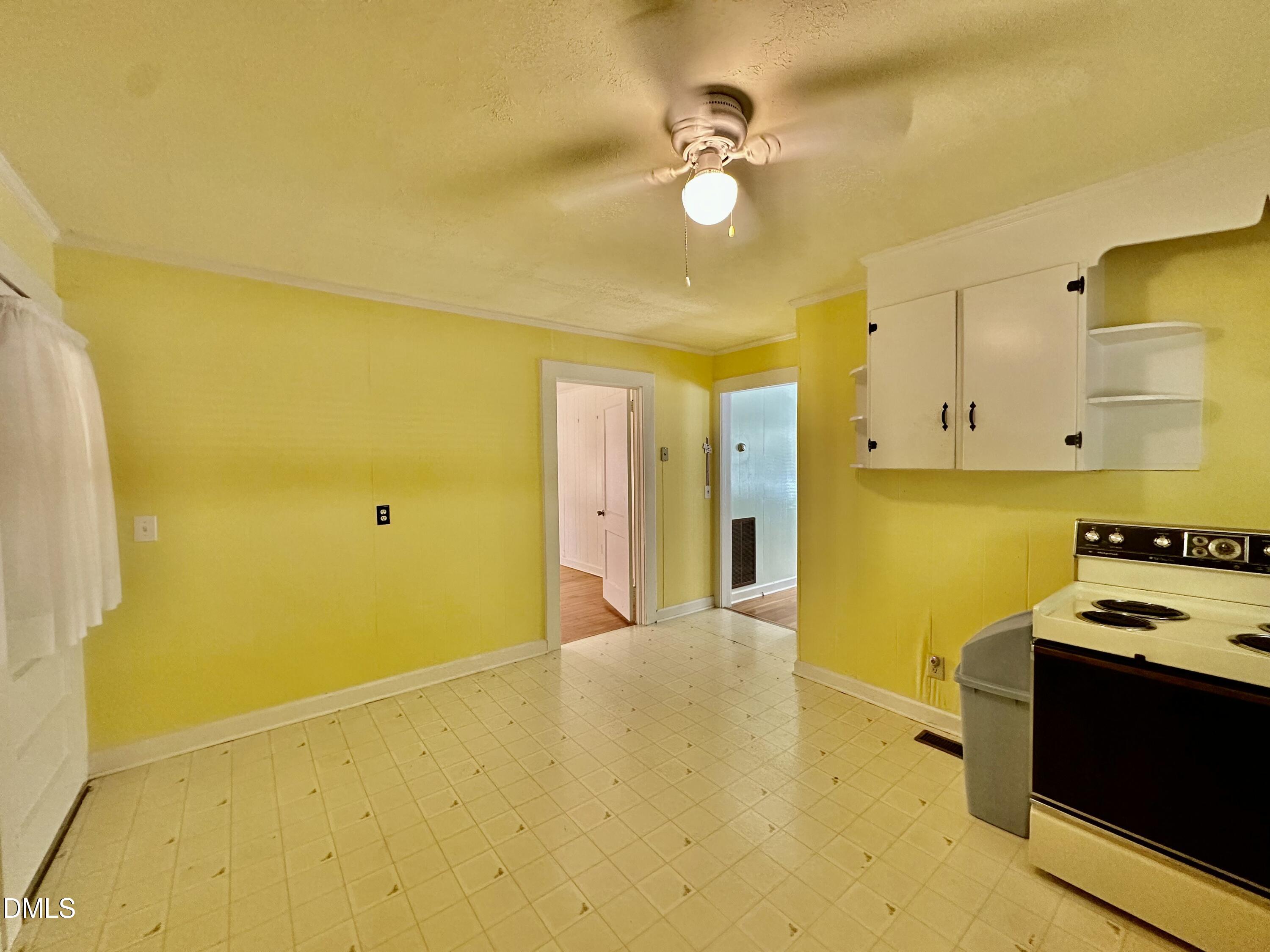 1257 Ridge Road Roxboro, NC 27573 - Photo 6 of 17 IMG_2651