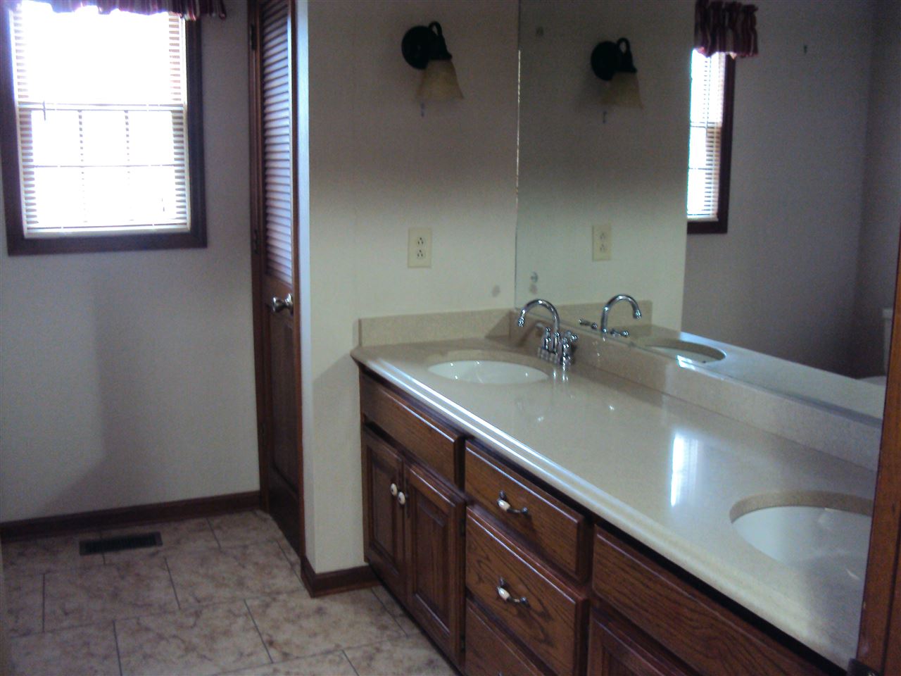 747 Harrison School Road Scottsville, KY 42164 - Photo 10 of 25 Gallery Image 10