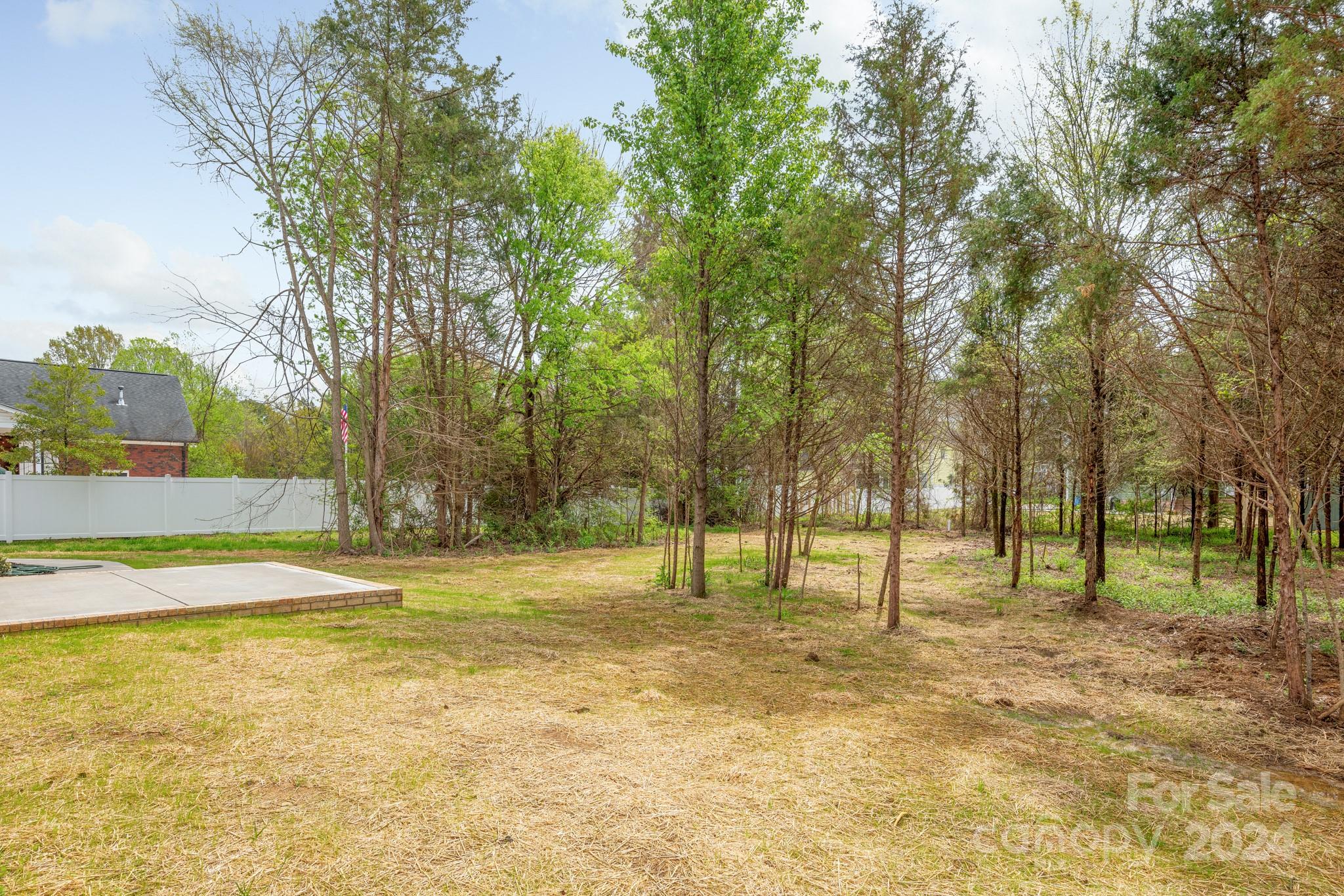2301 Stallings Road Harrisburg, NC 28075 - Photo 4 of 34 Gallery Image 4