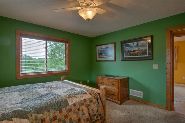 $579,900 | 2200 405th Avenue Northwest, Braham, MN 55006